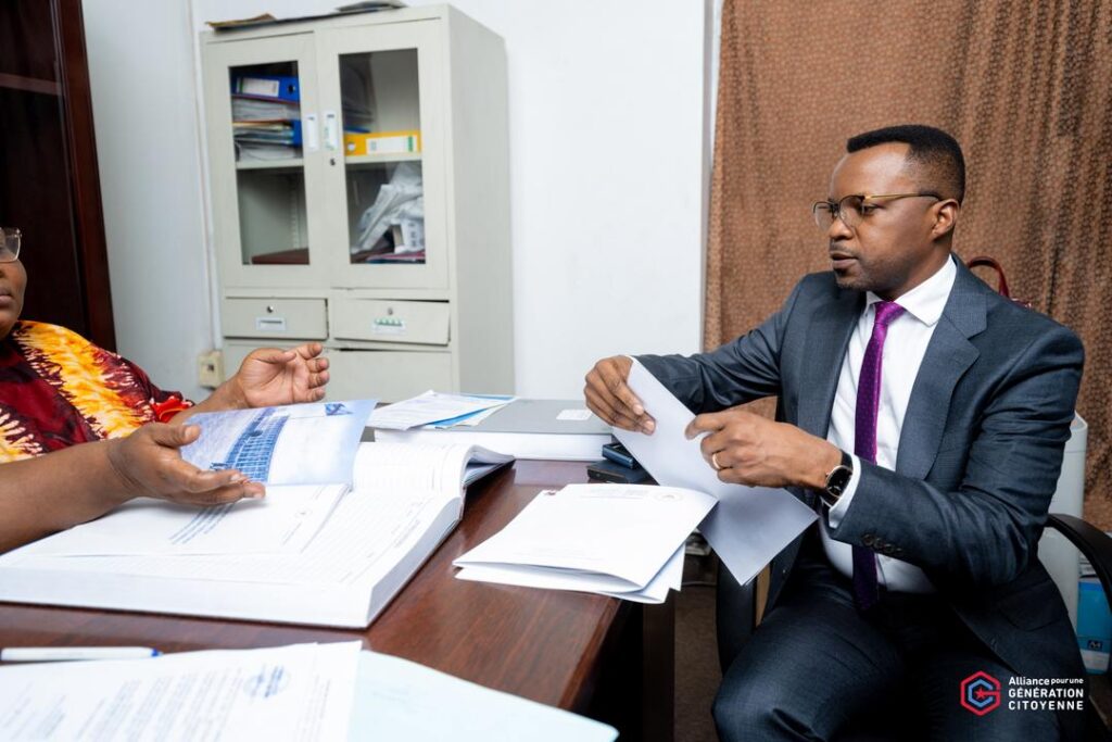 Thierry Mulumba dépose une loi-cadre sur la transformation locale des minerais en RDC, pour renforcer la souveraineté et l’économie nationale.