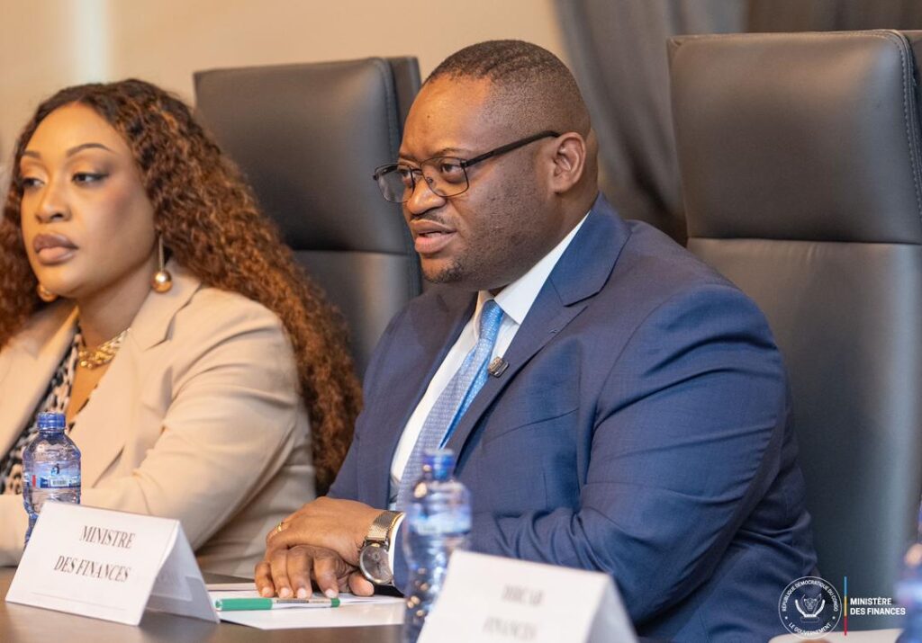 Le Ministre Doudou Fwamba lance un cadre d’échanges avec la FEC sur les réformes fiscales